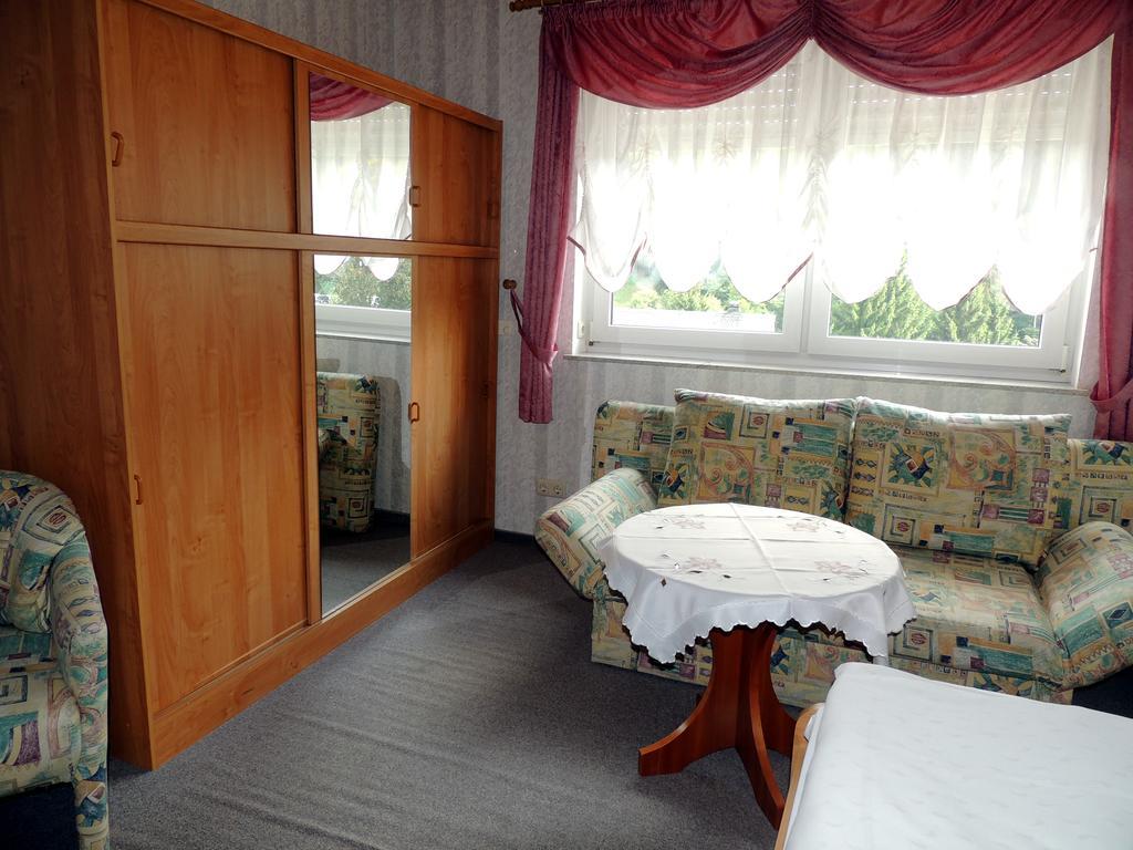 Gaestehaus Am Hirtenberg Breitenbrunn  Bagian luar foto