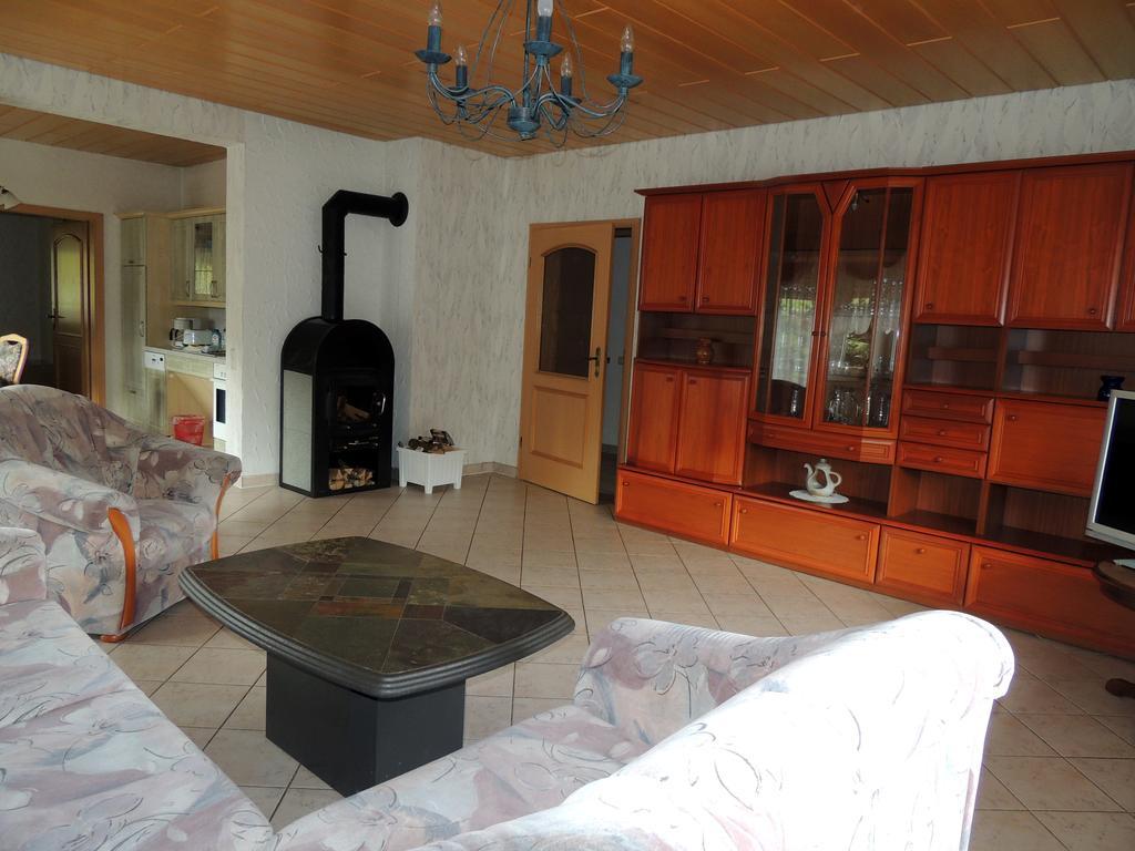 Gaestehaus Am Hirtenberg Breitenbrunn  Bagian luar foto