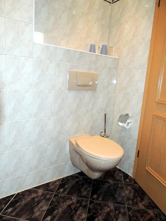 Gaestehaus Am Hirtenberg Breitenbrunn  Bagian luar foto